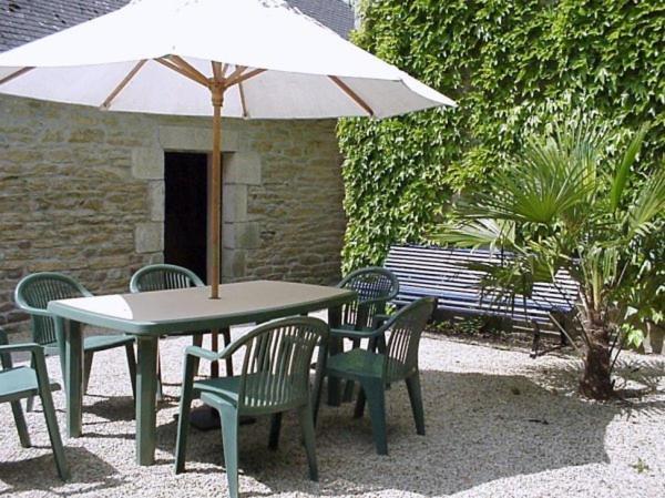 Les Pieds Dans L'Herbe Acomodação com café da manhã Rosporden Exterior foto